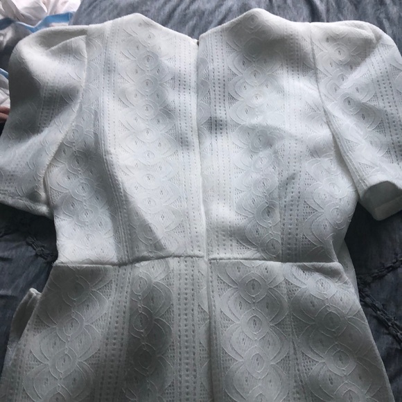 White Patterned Dress - Picture 4 of 5